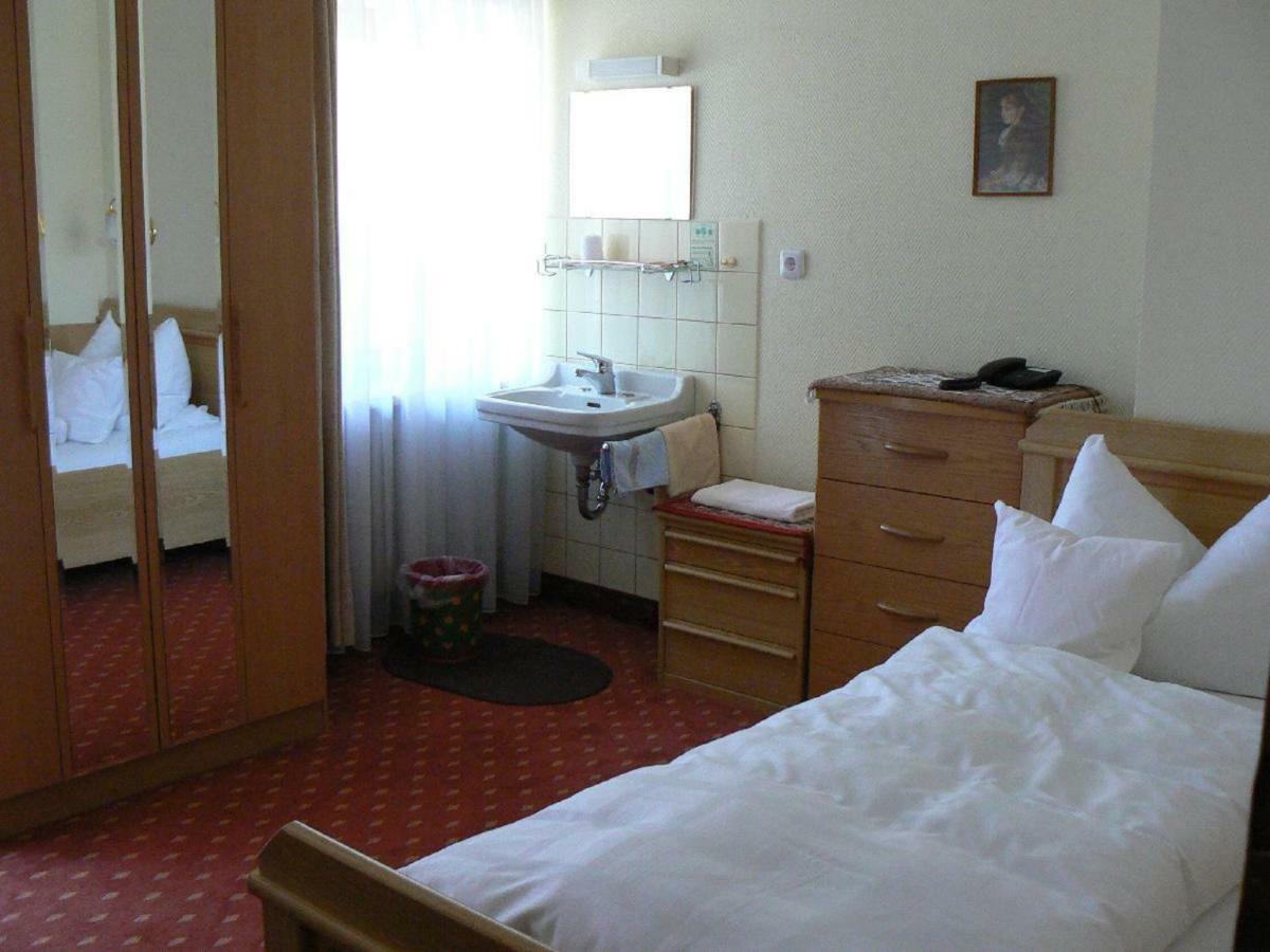 Haus Evelyn / Haus Heidemarie Hotel Bad Füssing Esterno foto